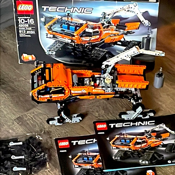 Lego 42038 - Picture 2 of 9